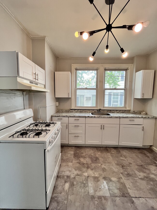 50 Greenville Ave, Unit 1F