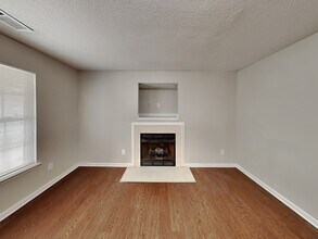 3428 Ann Franklin Ct in Charlotte, NC - Foto de edificio - Building Photo