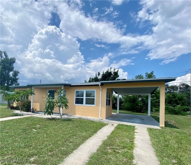 3444 Lucerne Terrace in Port Charlotte, FL - Building Photo - Building Photo