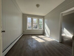 69 Martin Luther King Jr Dr, Unit 2 in Jersey City, NJ - Building Photo - Building Photo