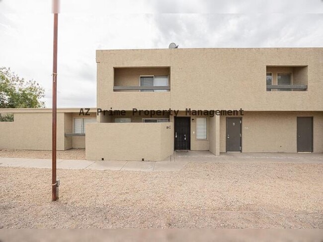 2674 N 43rd Ave in Phoenix, AZ - Building Photo - Building Photo
