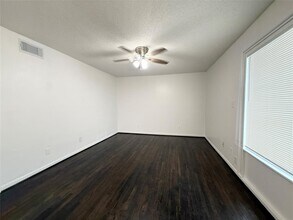5415 Scott St in Houston, TX - Building Photo - Building Photo