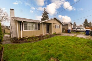 938 E 65th St in Tacoma, WA - Building Photo