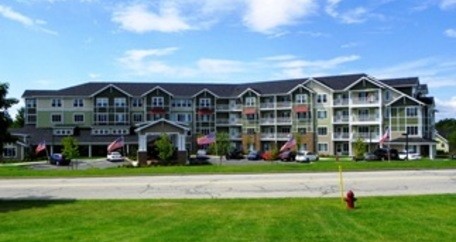 Colonial Gardens Gracious Retirement Living in Beverly, MA - Foto de edificio