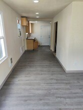 316 127th St S, Unit House in Tacoma, WA - Foto de edificio - Building Photo