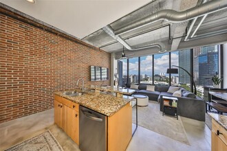 175 2nd St S in St. Petersburg, FL - Building Photo - Building Photo