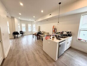 301-305-305 Dudley St in Boston, MA - Building Photo - Building Photo