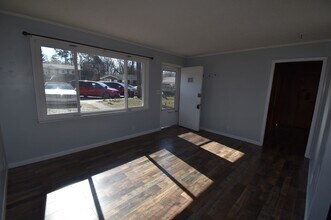 511 Washington Ct in Clarksville, TN - Building Photo - Building Photo