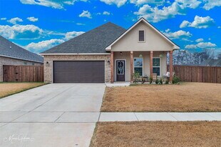 767 Crozier Dr in Bossier City, LA - Building Photo