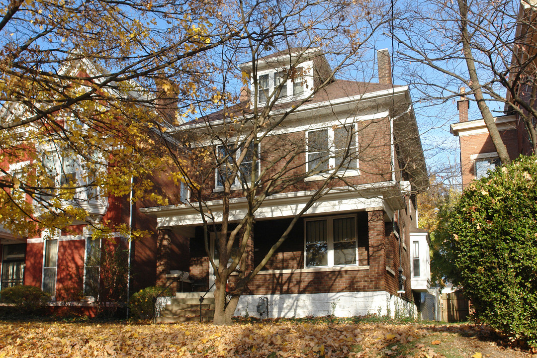 1507 Hepburn Ave in Louisville, KY - Foto de edificio