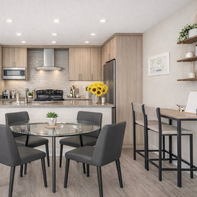 11200 NE 11th St in Bellevue, WA - Building Photo - Building Photo