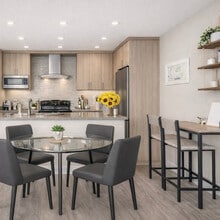 11200 NE 11th St in Bellevue, WA - Building Photo - Building Photo