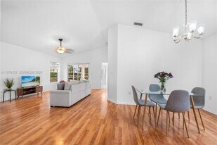 2020 SE 5th Pl in Homestead, FL - Building Photo