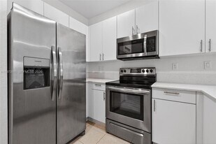 2662 SE 10th St in Homestead, FL - Building Photo