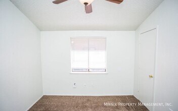 117 N Troy Ave, Unit B in Lubbock, TX - Building Photo - Building Photo