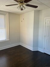 304 Caroline St in Derby, CT - Building Photo - Building Photo