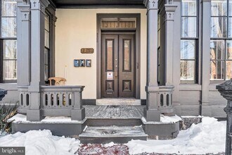 418 N 32nd St in Philadelphia, PA - Building Photo - Building Photo