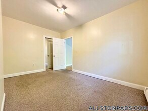 18 Holmes St in Boston, MA - Building Photo - Building Photo