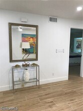 302 2nd St S in Naples, FL - Building Photo - Building Photo