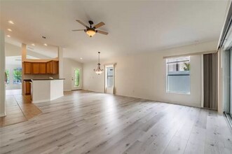 8013 Terrace Arbor Ct in Tampa, FL - Building Photo - Building Photo