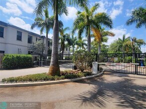 520 SW 19th Ter in Fort Lauderdale, FL - Building Photo - Building Photo
