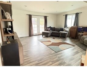 10257 S 1280 E in Sandy, UT - Building Photo - Building Photo