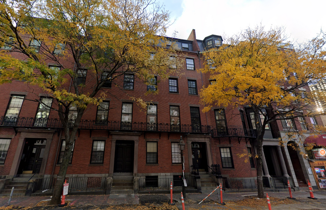 property at 13 Bowdoin St