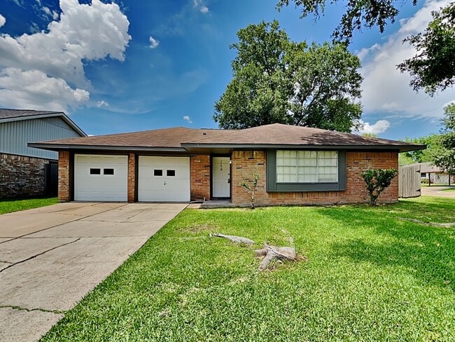 property at 758 E Princeton Ln