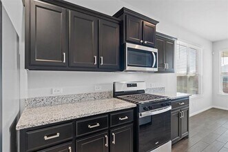 9749 Fallston Dr in Fort Worth, TX - Building Photo - Building Photo