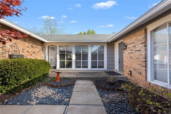 606 Rue Montand Dr in Ballwin, MO - Building Photo - Building Photo