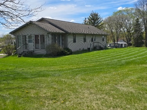 402 Clark St in Lodi, WI - Building Photo - Building Photo