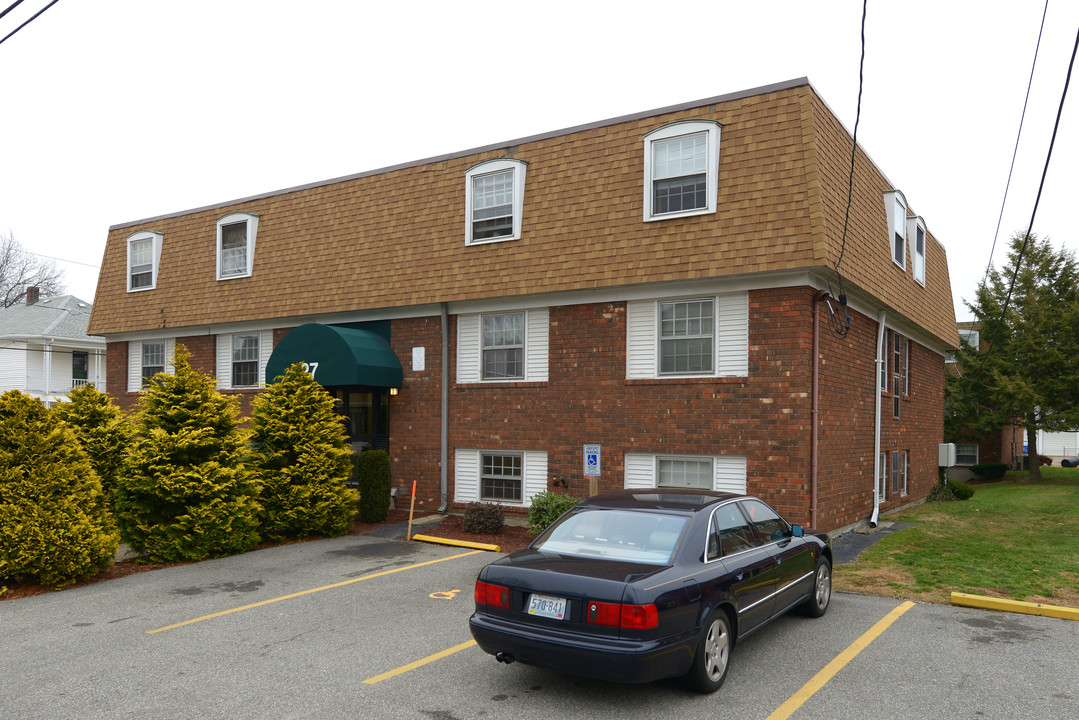 Trenton Street Apartments in Pawtucket, RI - Building Photo