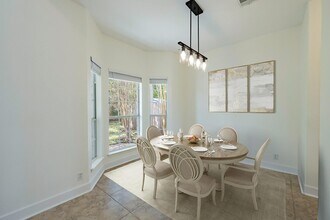 2400 Eagle Point, Unit 0506 in Lakeway, TX - Building Photo - Building Photo