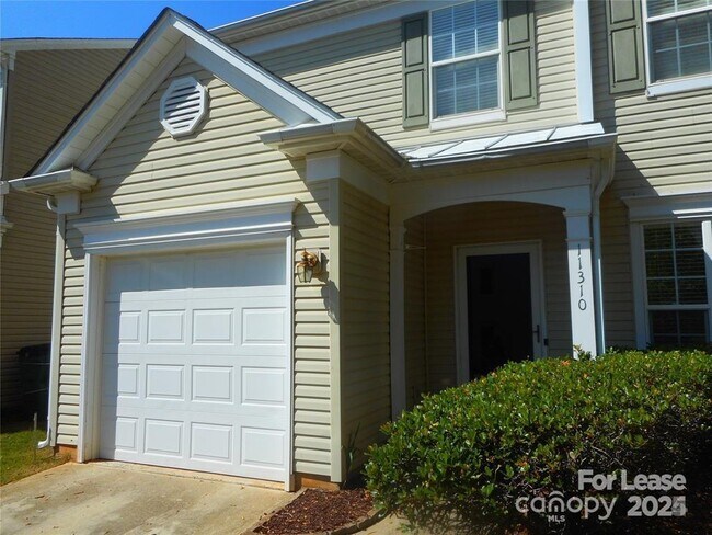 11310 Ladonia Ct in Charlotte, NC - Building Photo - Building Photo