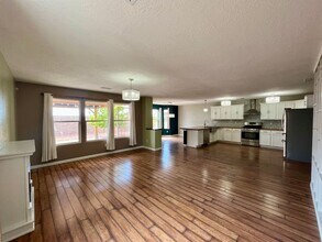 712 Sandy Dr NW in Albuquerque, NM - Building Photo - Building Photo