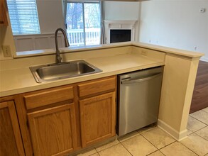 15 Bayberry Dr in Peekskill, NY - Building Photo - Building Photo