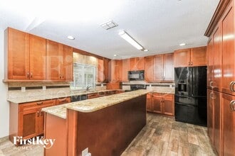 1029 Lamplighter Ln in Lakeland, FL - Building Photo - Building Photo