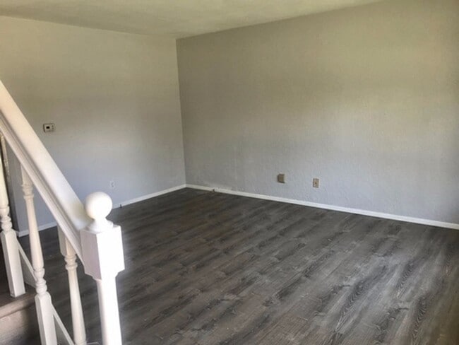 1309 W Chestnut St in Chillicothe, IL - Building Photo - Building Photo