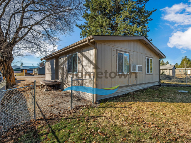 5549 Grove Ave in Athol, ID - Building Photo - Building Photo