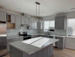 3955 Haven Ave in Fremont, CA - Building Photo - Building Photo