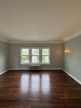 4150 Kirk St in Skokie, IL - Building Photo - Building Photo