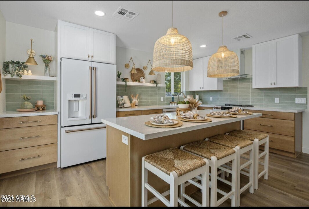 626 E Palomino Dr in Gilbert, AZ - Foto de edificio