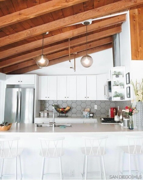 1620 Hygeia Ave in Encinitas, CA - Building Photo