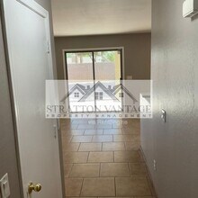 10646 W Alvarado Rd in Avondale, AZ - Building Photo - Building Photo