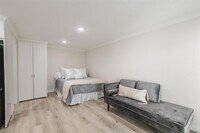 2631 Persa St photo'