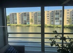 301 SE 3rd St in Dania Beach, FL - Building Photo - Building Photo