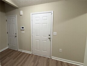 5334 Holland Park Ave in Fayetteville, NC - Building Photo - Building Photo