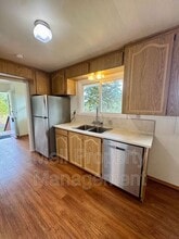 2492 E Pickering Rd in Shelton, WA - Building Photo - Building Photo