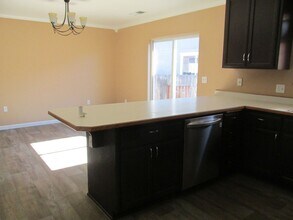 585 N Mesa St in Susanville, CA - Building Photo - Building Photo
