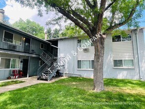 2545 S Sheridan Blvd in Denver, CO - Building Photo - Building Photo